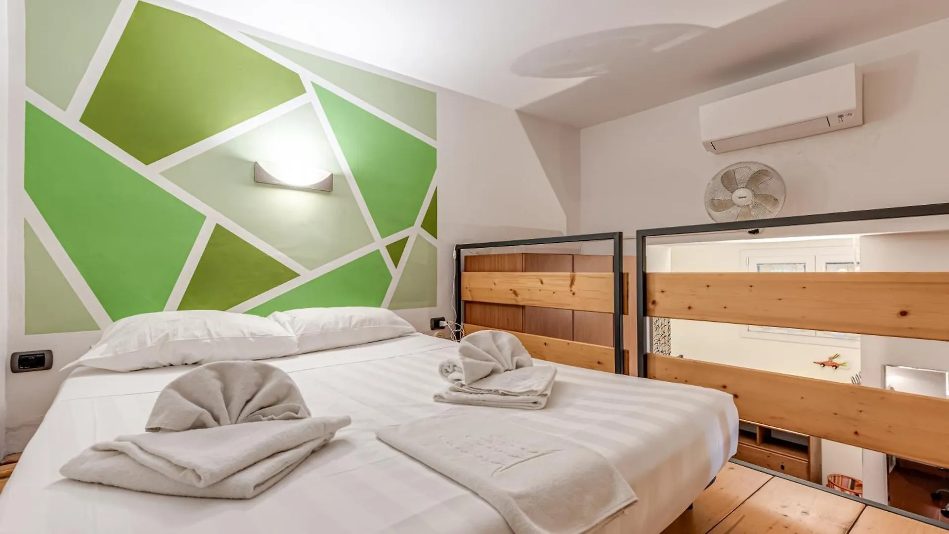 Garden House - Sweet Dreams In Florencia